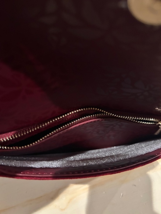 Swarovski Burgundy Red Crystal-Accent Envelope Clutch with Box - Picture 7 of 9